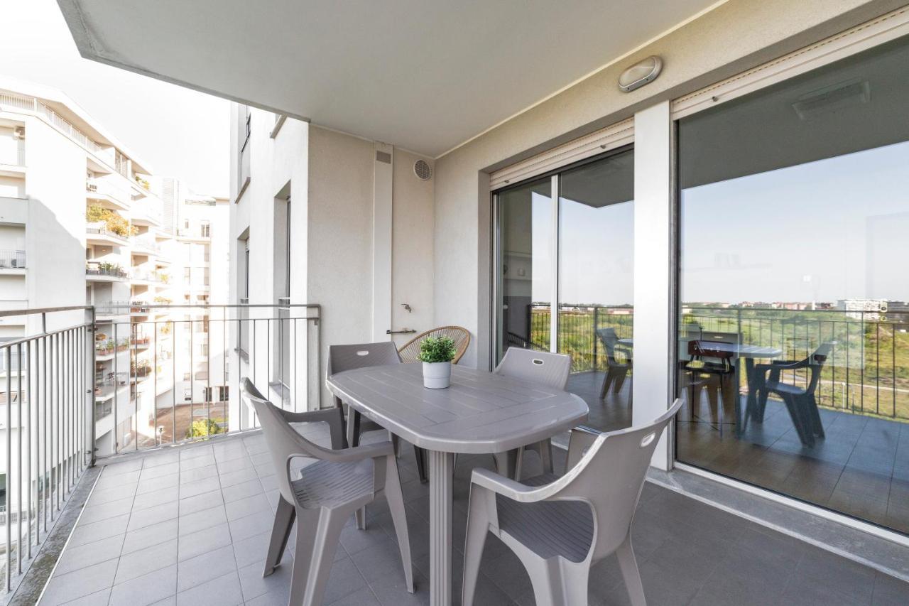 Apartment Rogoredo Apt With Terrace! Mailand