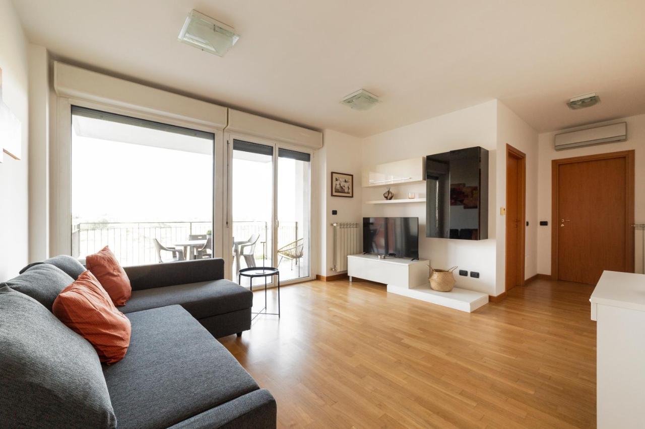 Rogoredo Apt With Terrace! Apartment