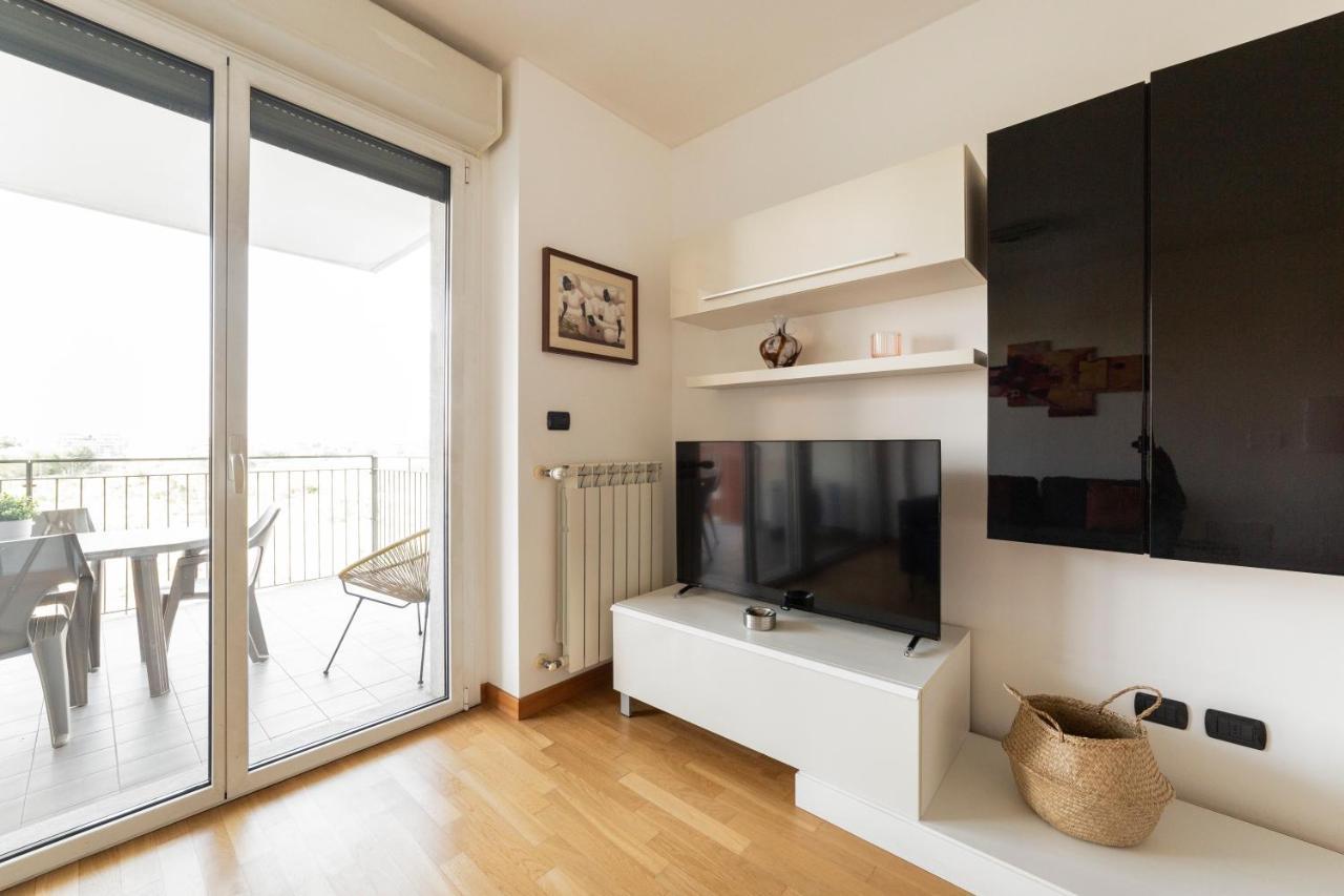 Rogoredo Apt With Terrace! * Mailand